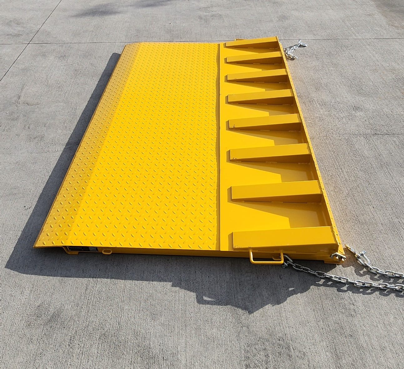 Folding Forklift Container Ramp 2000x2200mm